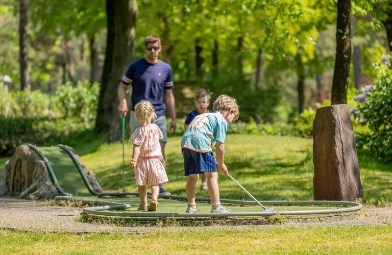 De bergen adventure golf 8